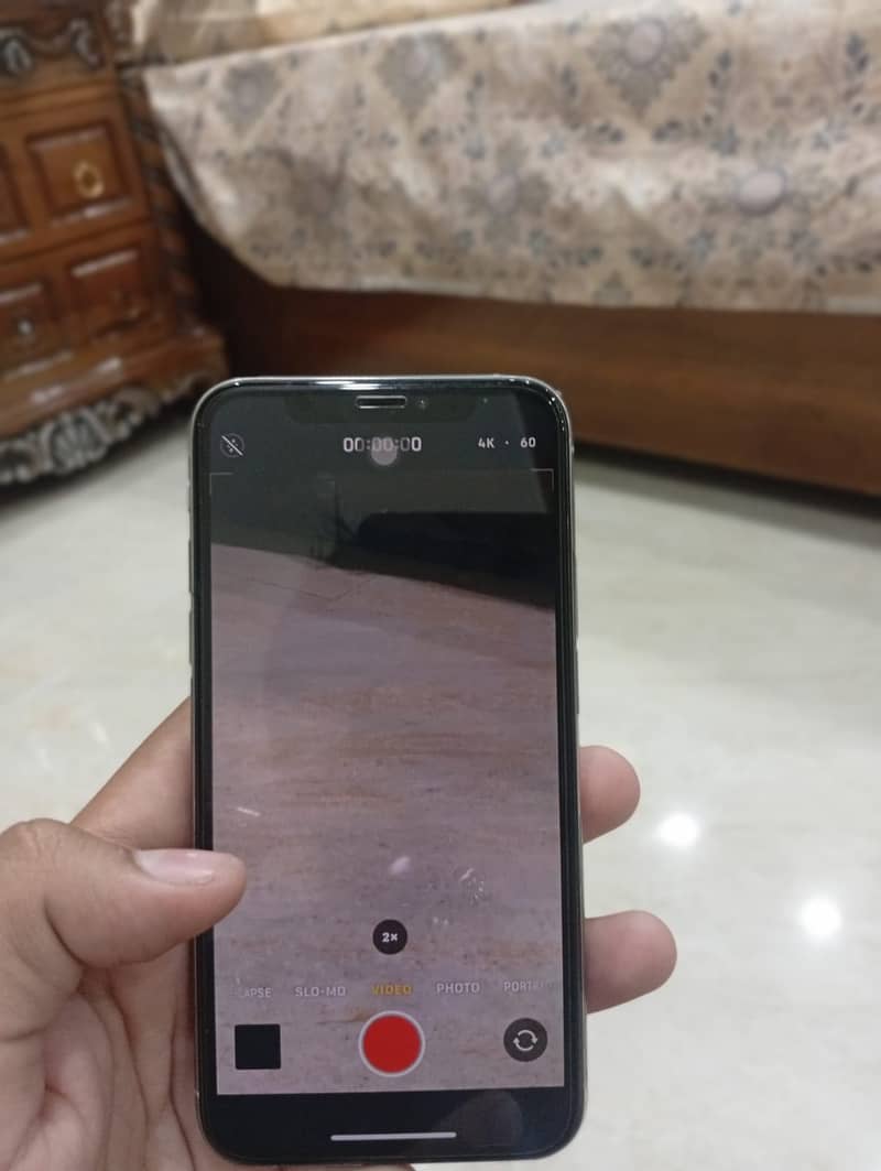 Apple iPhone XS 10