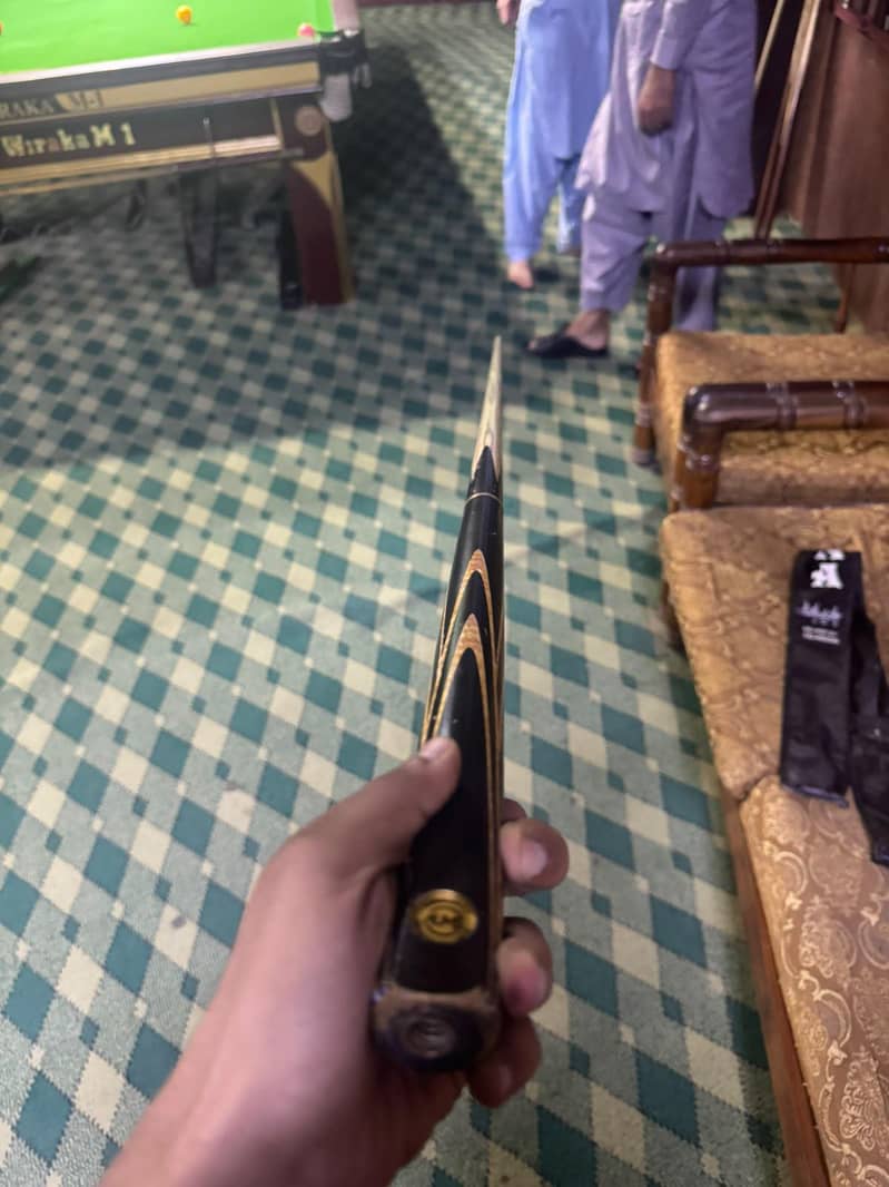 snooker cue 3
