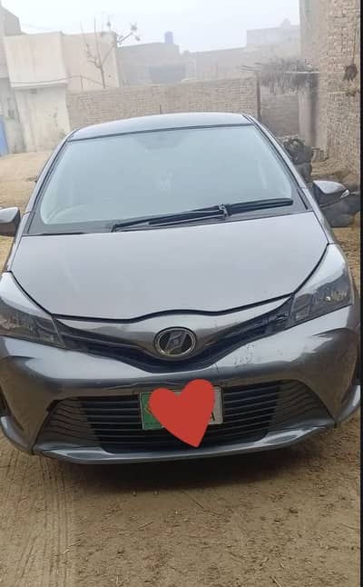Toyota Vitz 2014