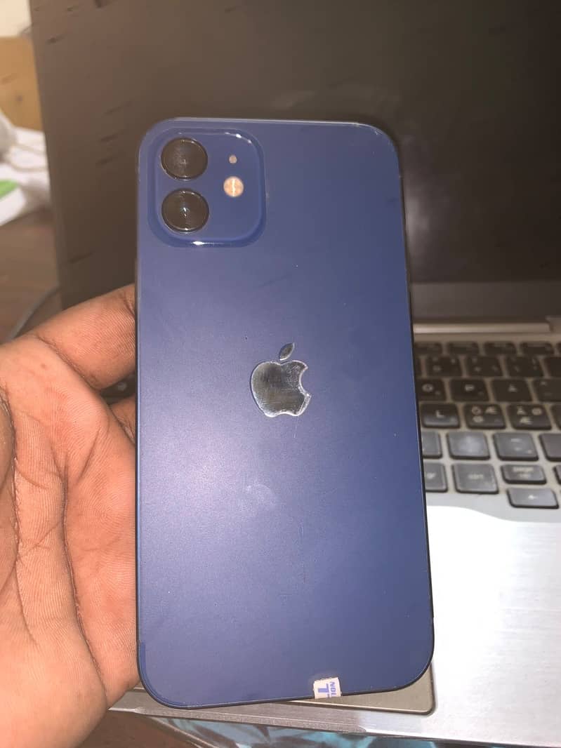 Apple iPhone 12 3