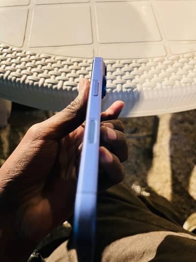 Apple iPhone 16 JV