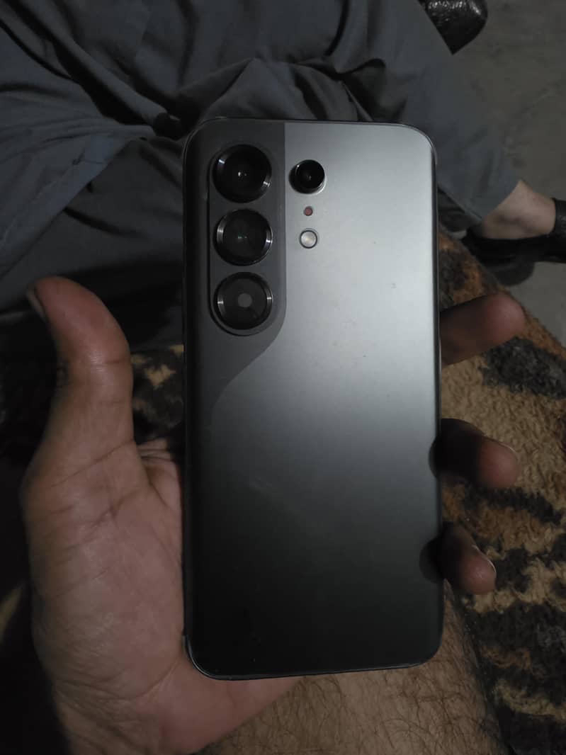 Tecno CAMON 15 Pro 0