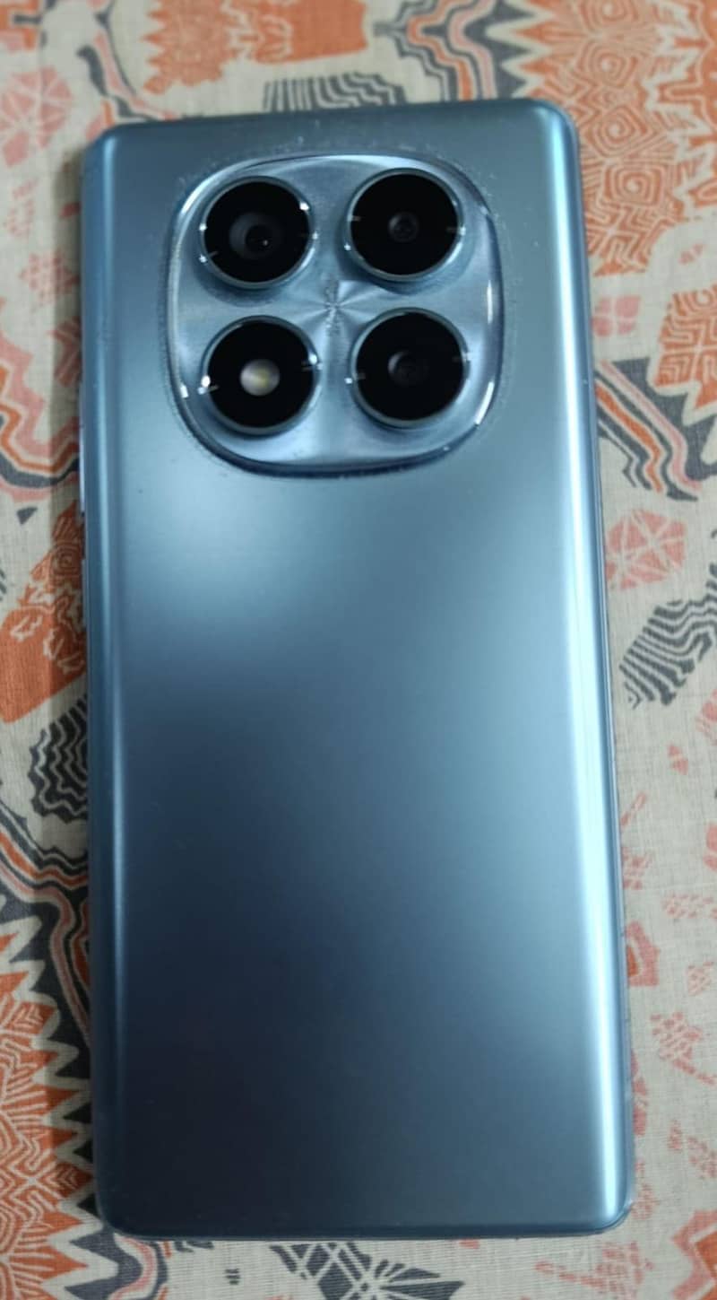 Xiaomi Redmi Note 14 Pro 0
