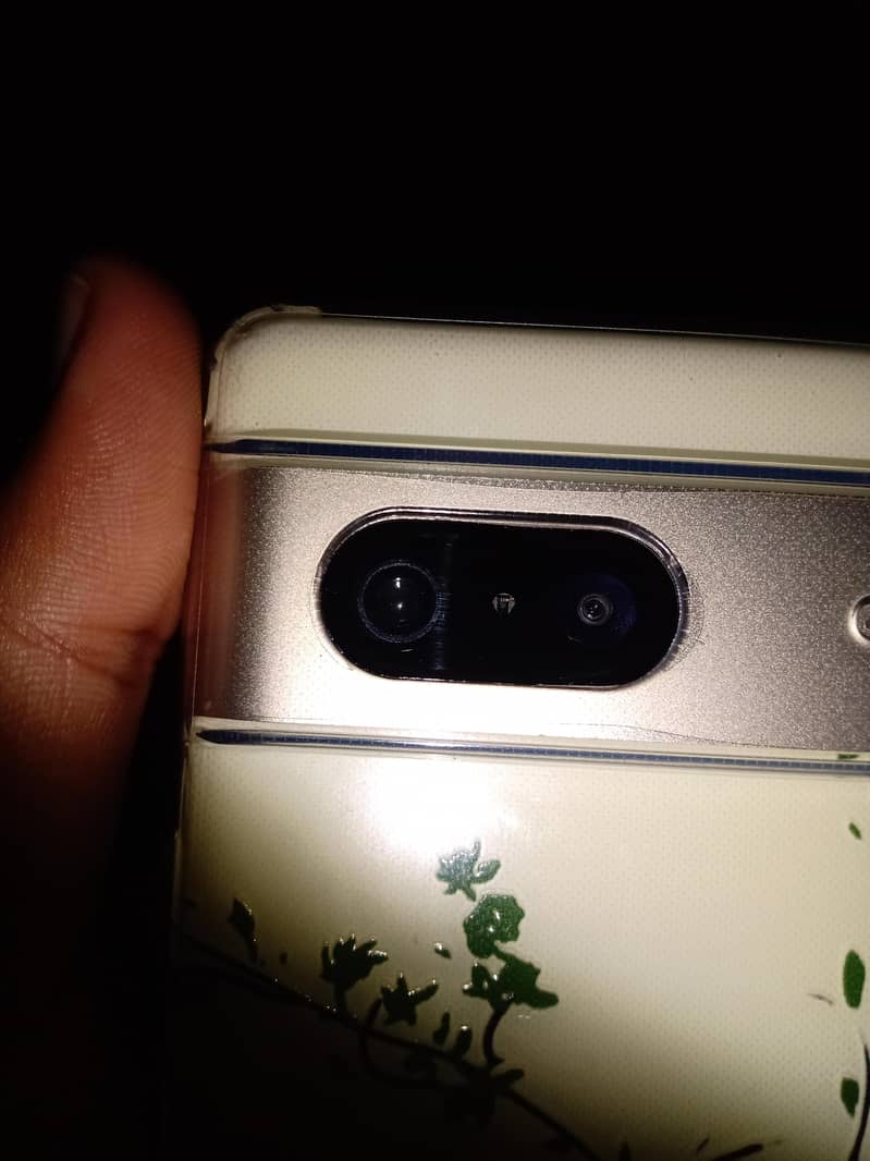 Google Pixel 7 5