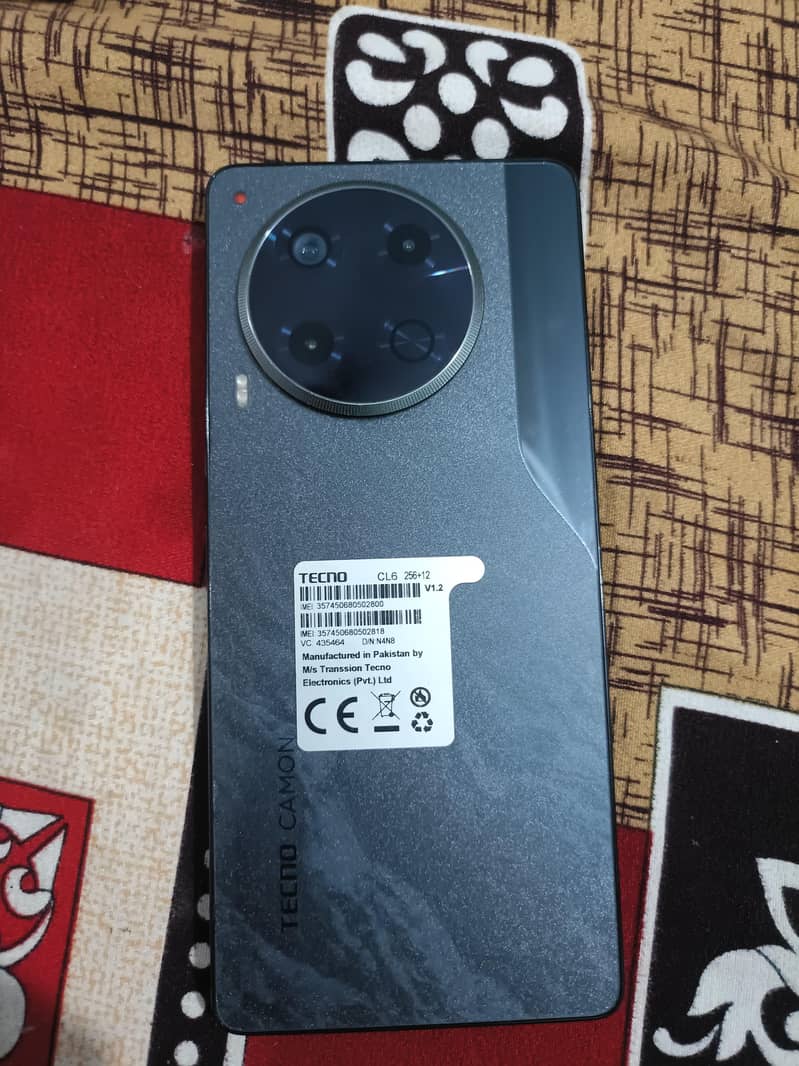 Tecno CAMON 30 1