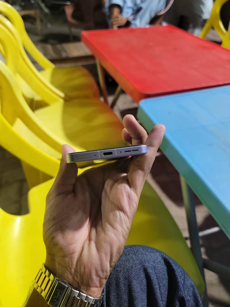 One Plus Ace 5 Pro 4