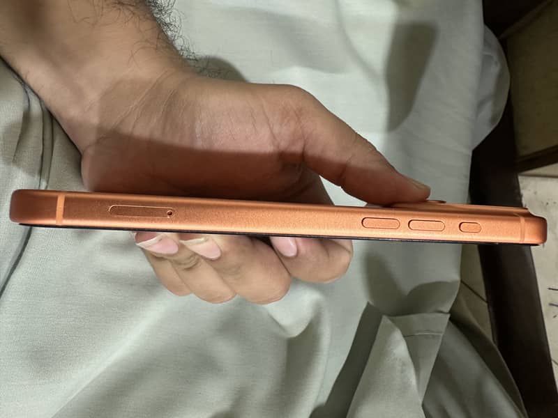 Apple iPhone 17 Pro Max 3