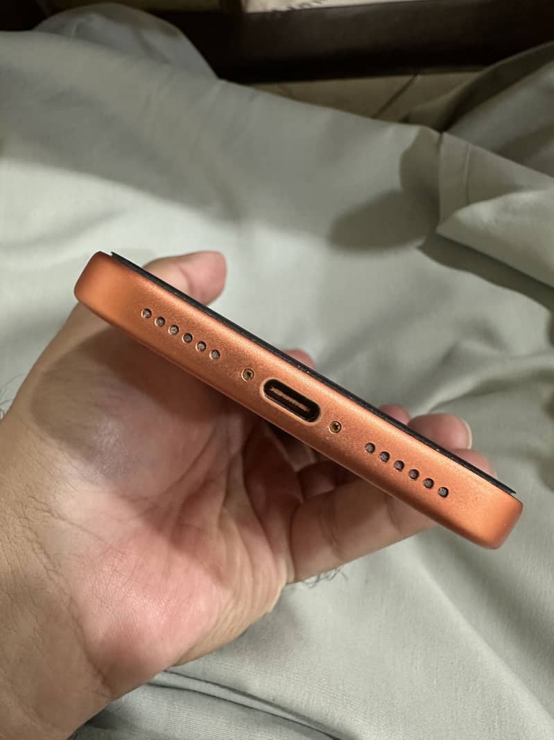 Apple iPhone 17 Pro Max 6