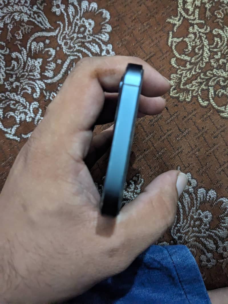 Apple iPhone 12 Pro 7