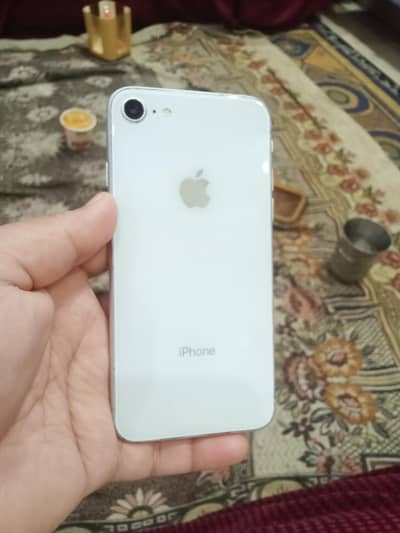 Apple iPhone 8