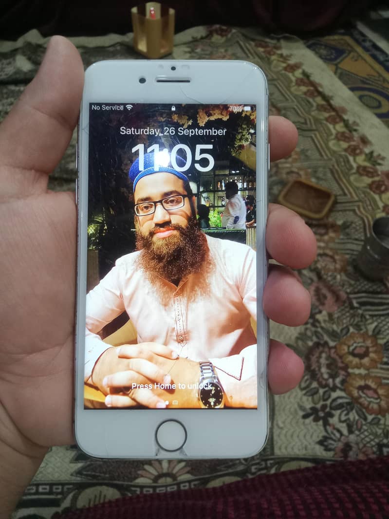 Apple iPhone 8 1