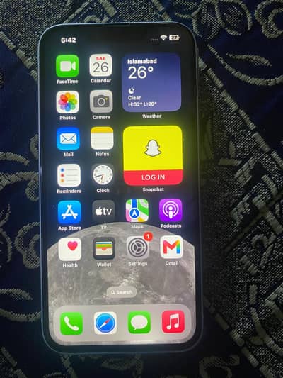Apple iPhone 13