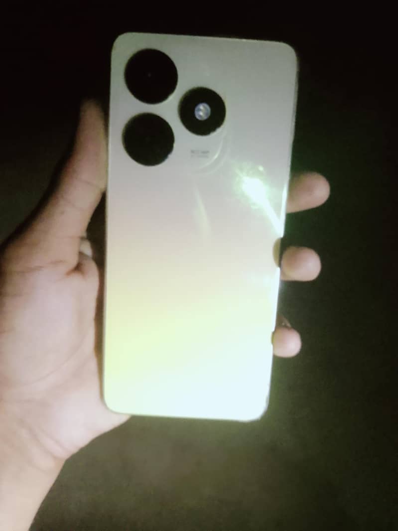 Tecno Spark 20C 3