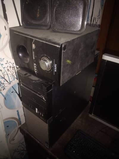 This is Dell PC with LCD nd speakers mouse keyboard