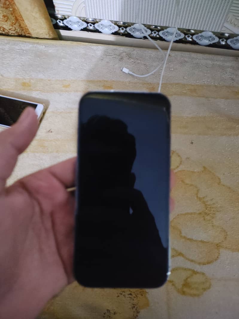 Apple iPhone 14 Pro 1