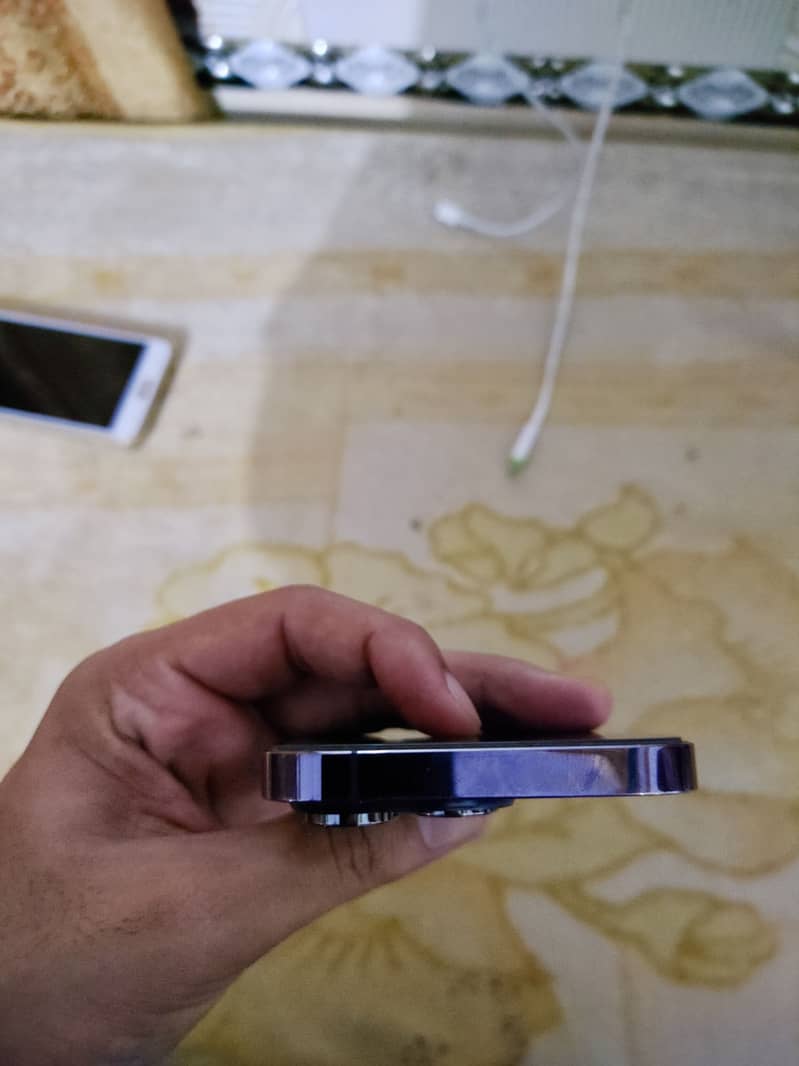 Apple iPhone 14 Pro 4