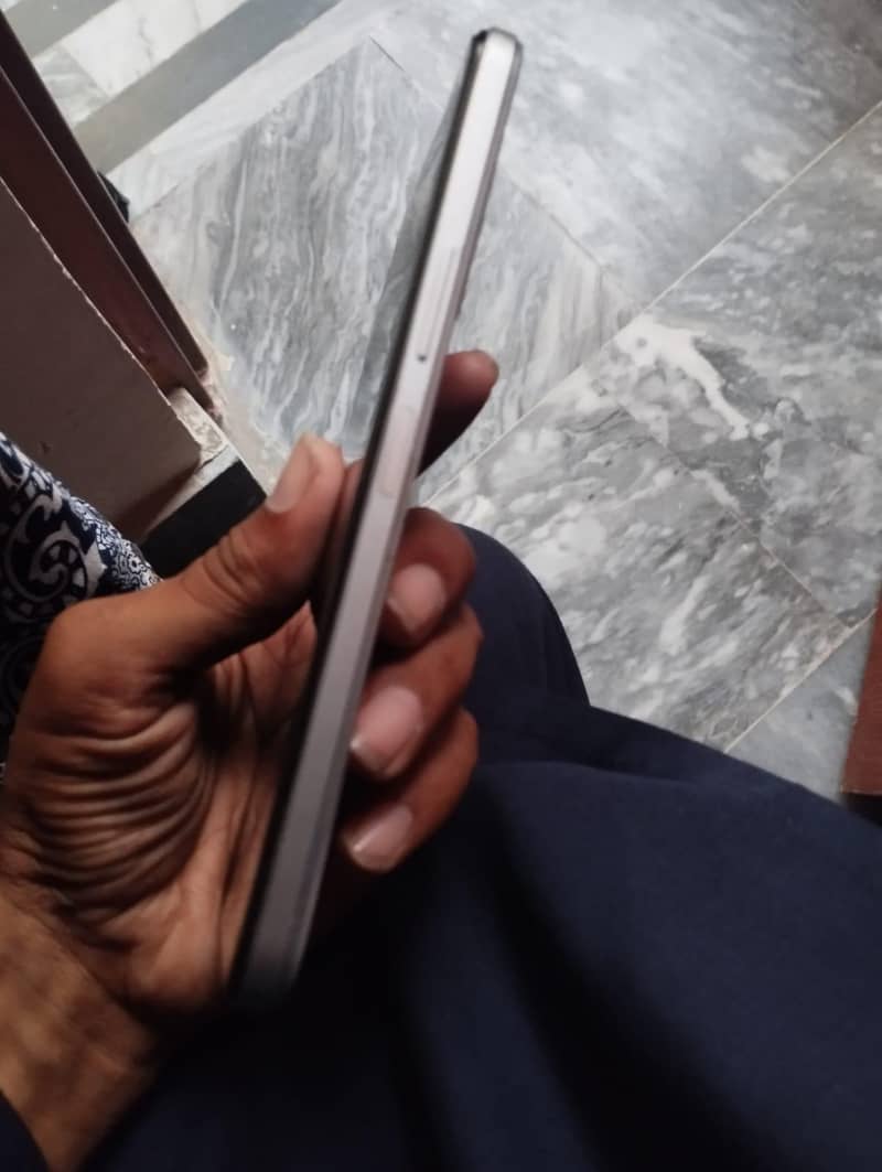 Infinix Note 12 Pro 8