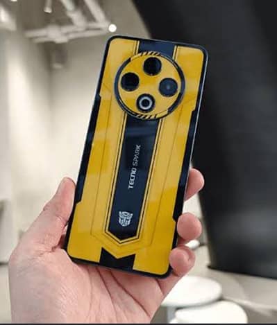 Tecno spark 30 bumble bee gaming edition