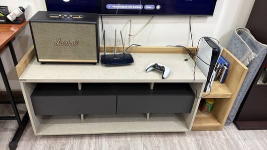 Tv console