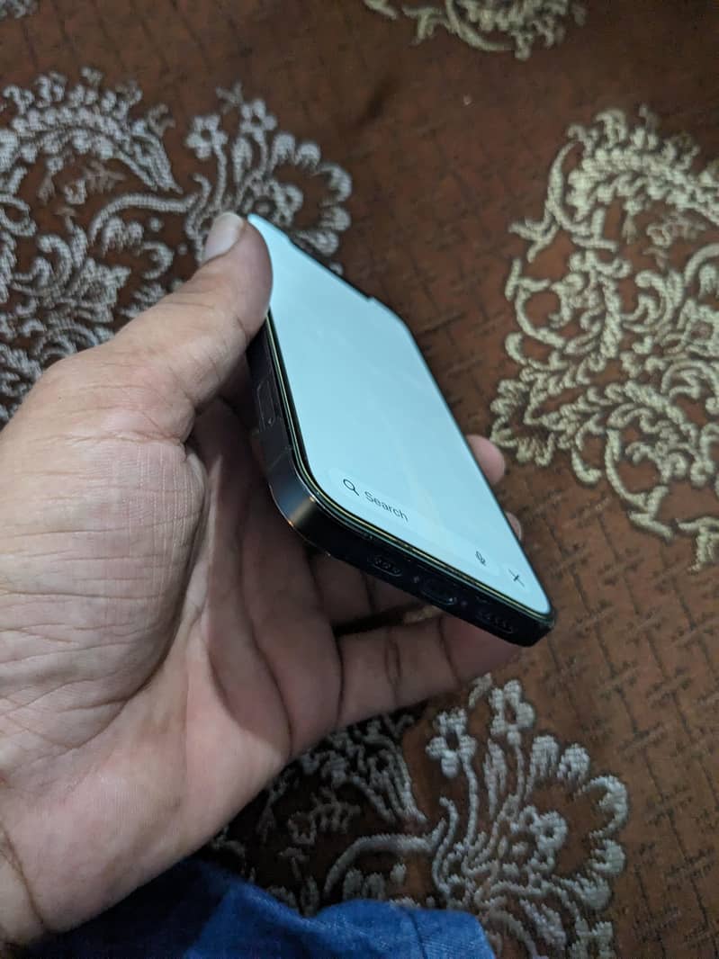 Apple iPhone 12 Pro 4