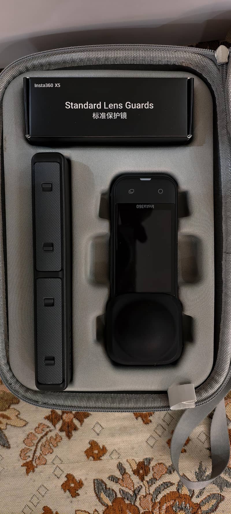 Insta 360x5 Essential Bundle 3