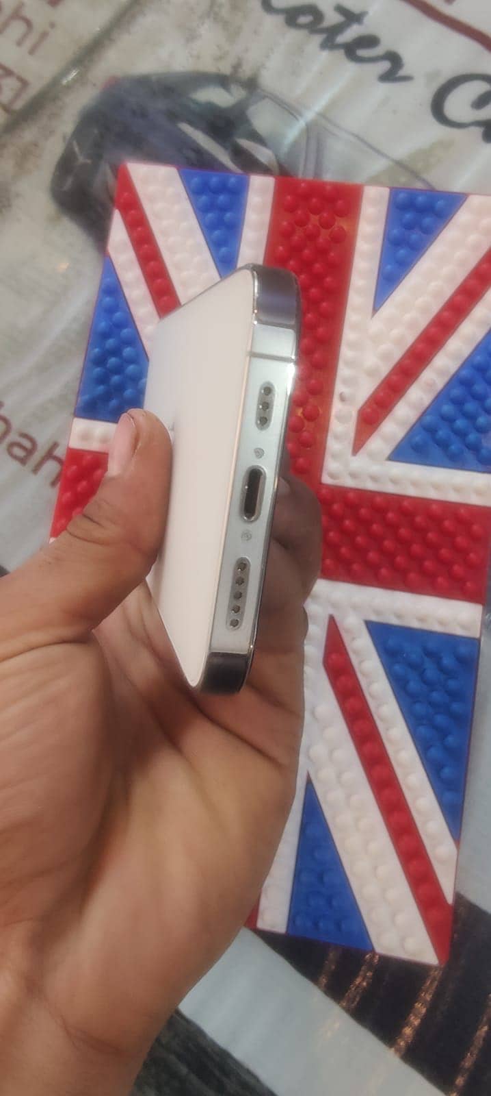 Apple iPhone 13 Pro 3