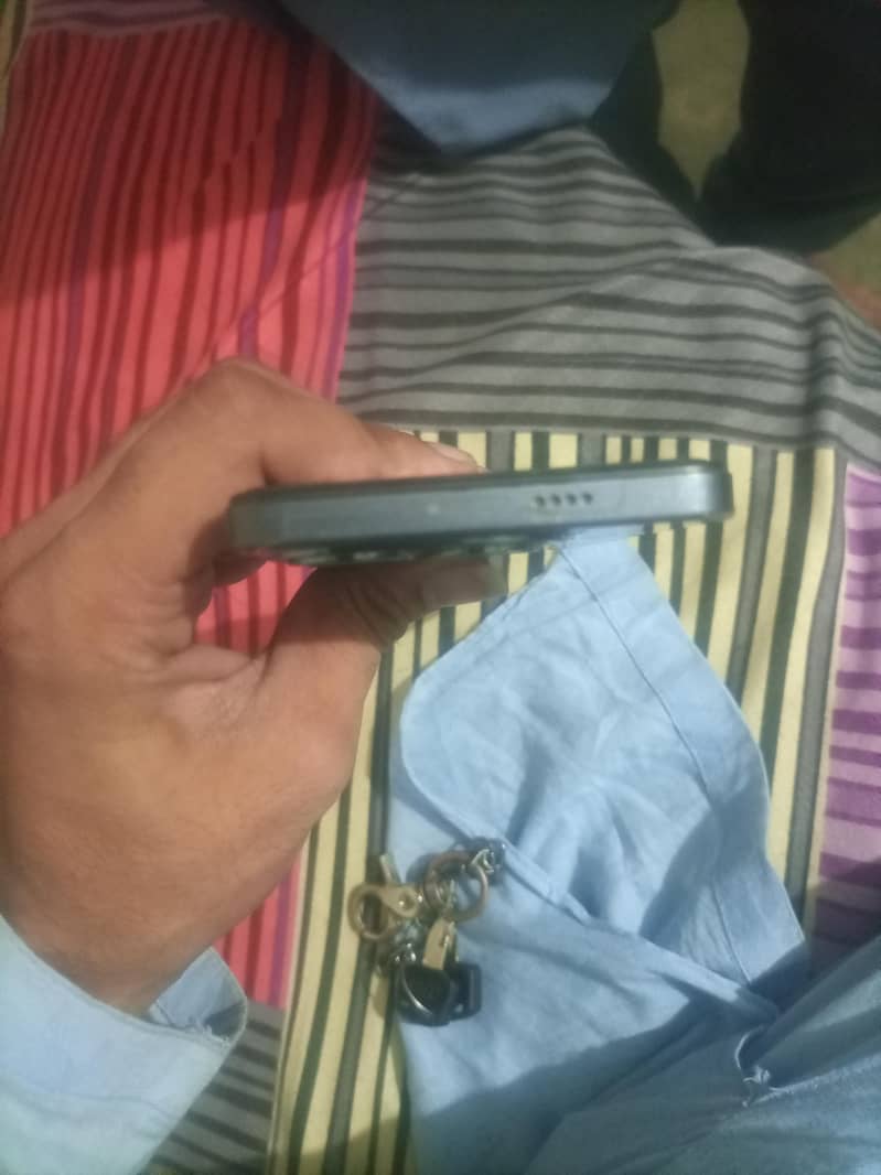 Tecno Spark 20 0