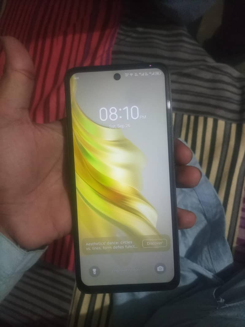 Tecno Spark 20 4