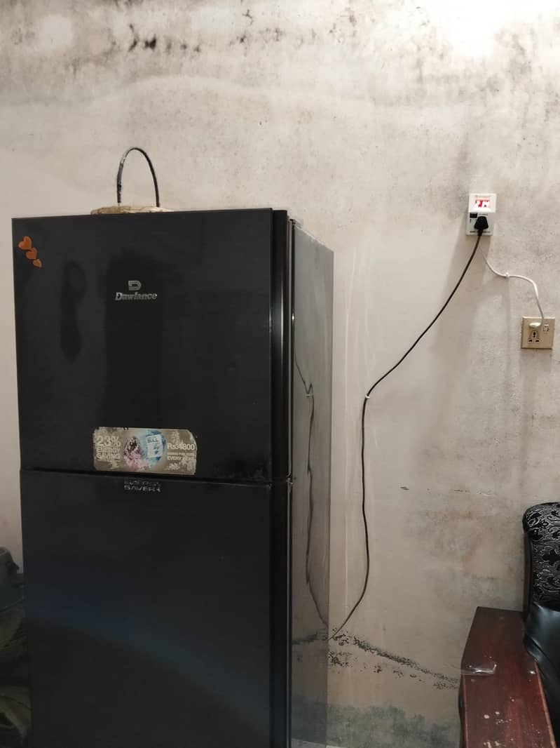 Large size Dawlance fridge 6
