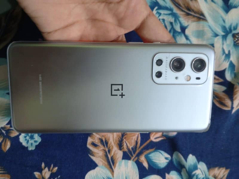 One Plus 9 Pro 4