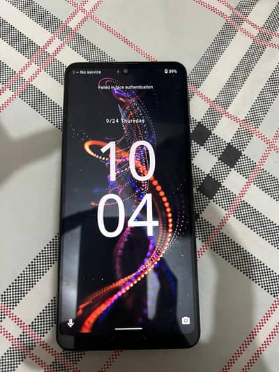 AQUOS R5G