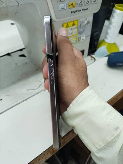 OPPO Reno12 F