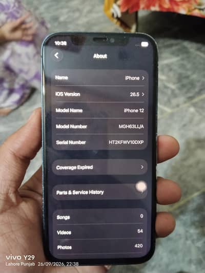 Apple iPhone 12