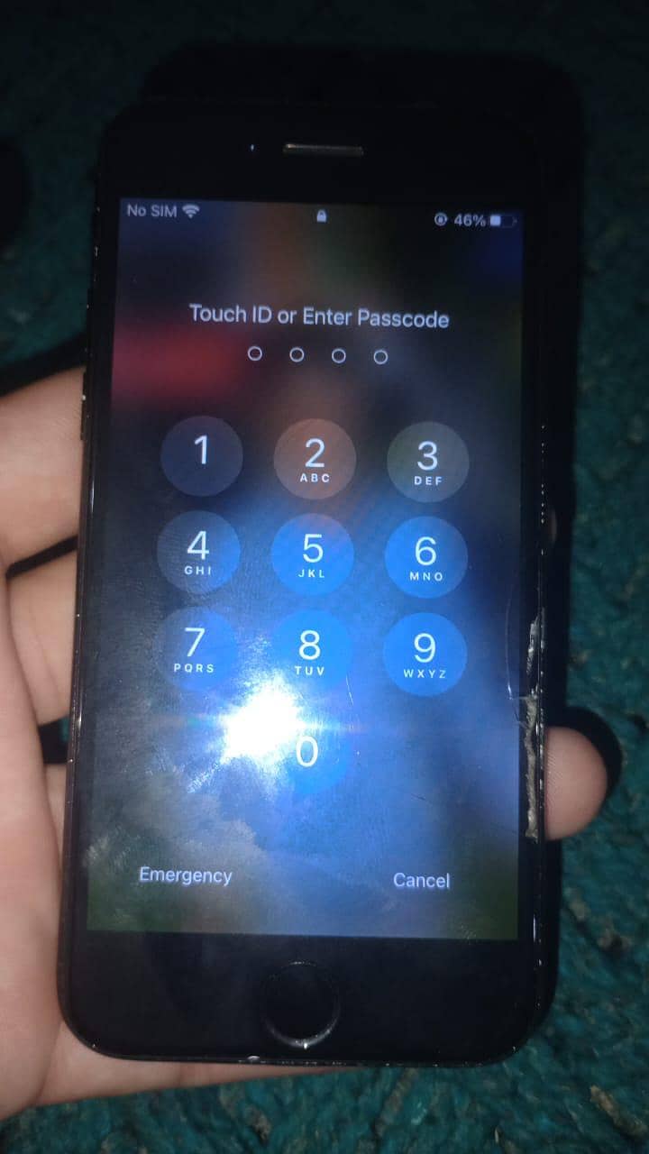 Apple iPhone 7 4