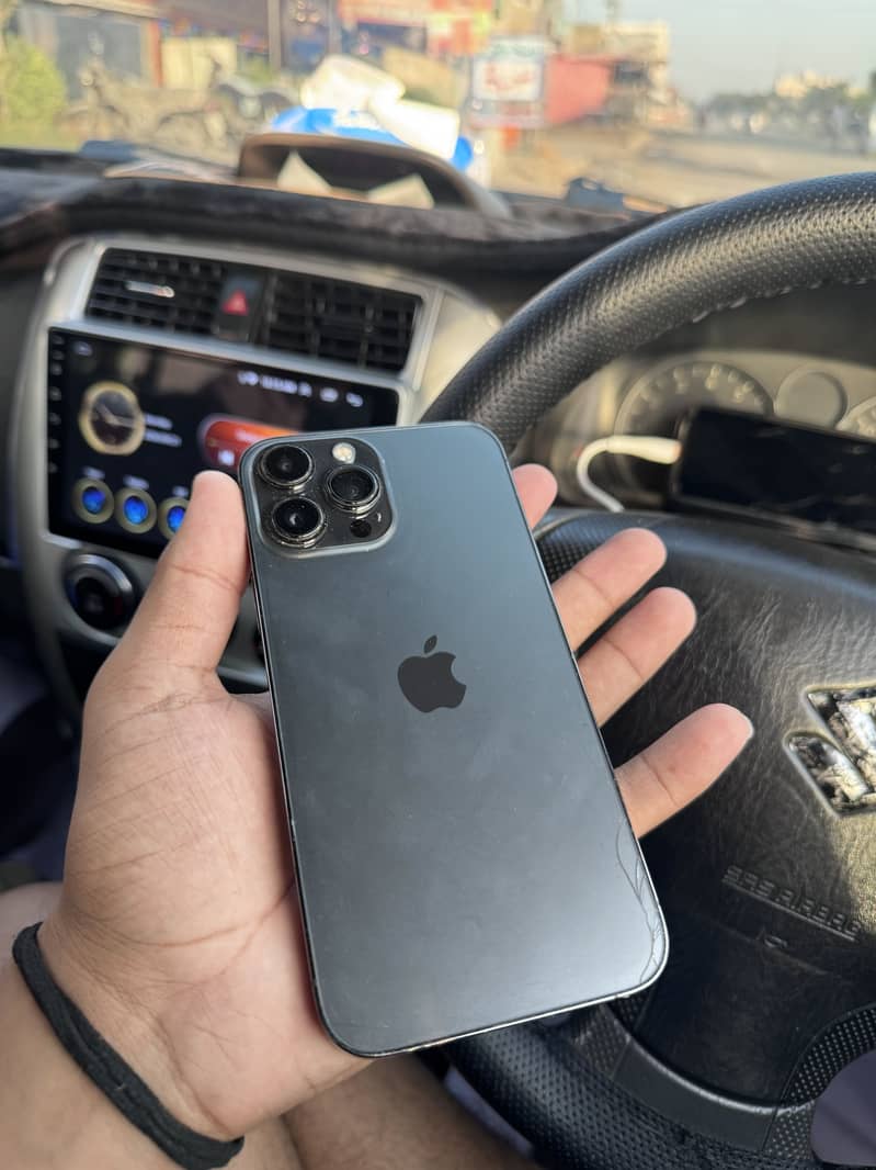 Apple iPhone 13 Pro Max 6