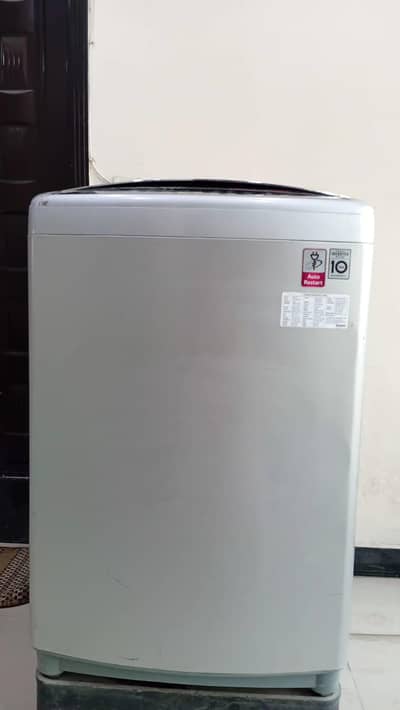 LG 17 kg Top Load Washing Machine