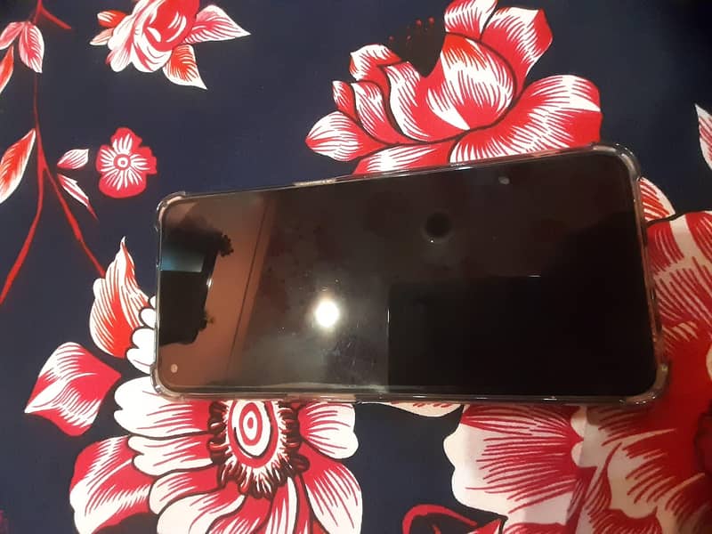 One Plus  N200 6