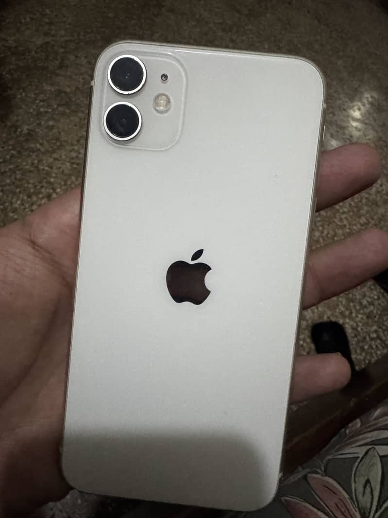 Apple iPhone 11 10