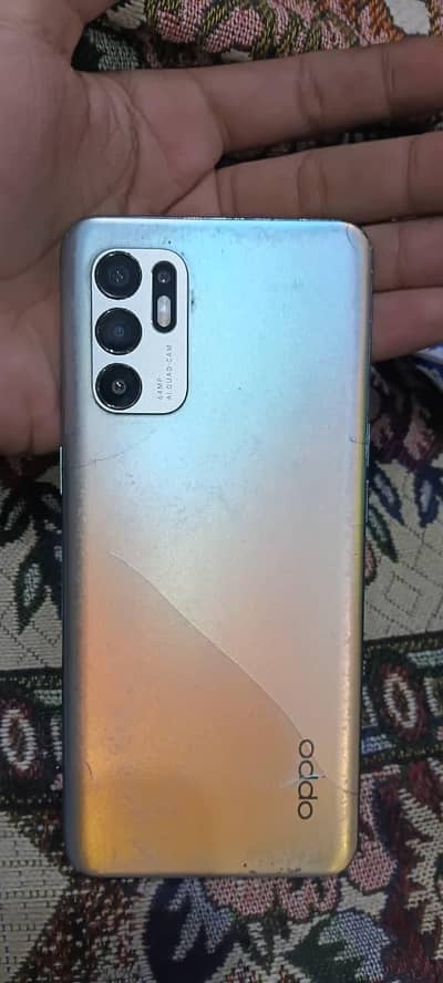OPPO Reno6