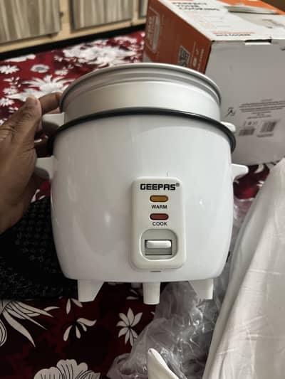 Electric Rice Cooker/Food Steamer For Sale