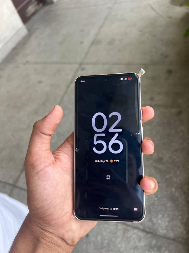 Google Pixel 8 10/10 condition 1