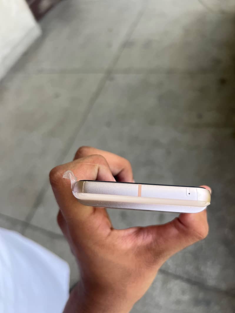 Google Pixel 8 10/10 condition 2