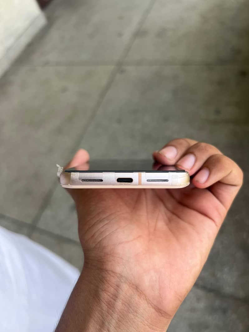 Google Pixel 8 10/10 condition 3