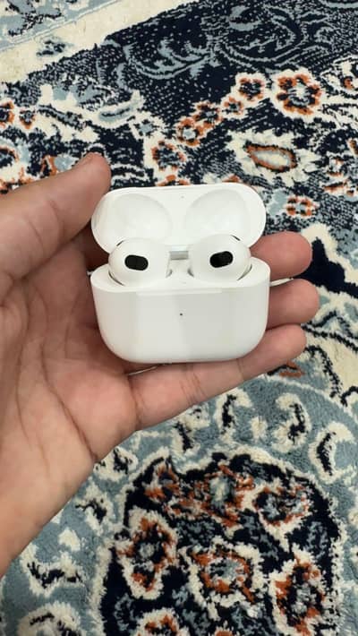 **Title: Apple AirPods (3rd Generation) - Excellent Condition