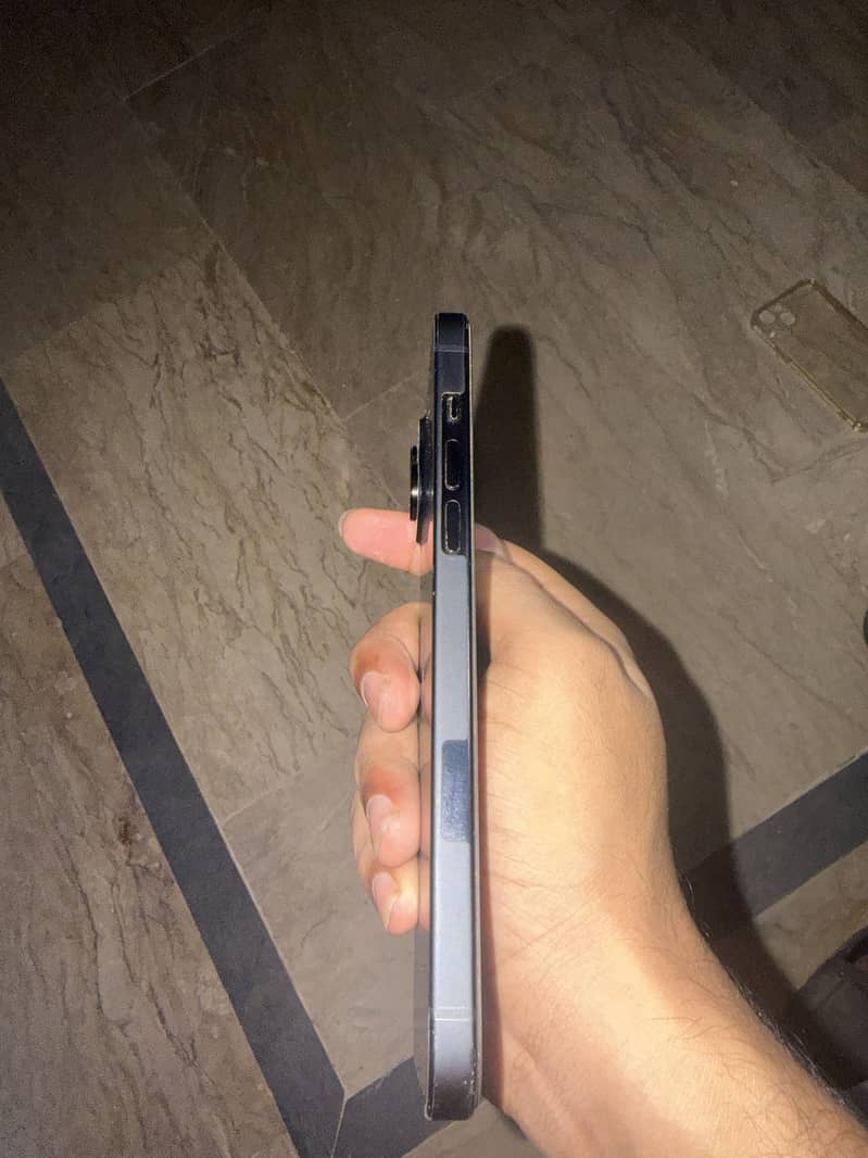 Apple iPhone 15 plus jv 3
