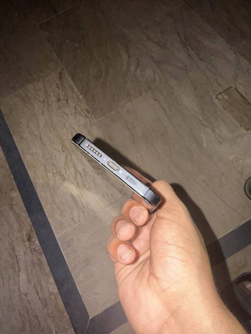 Apple iPhone 15 plus jv 6