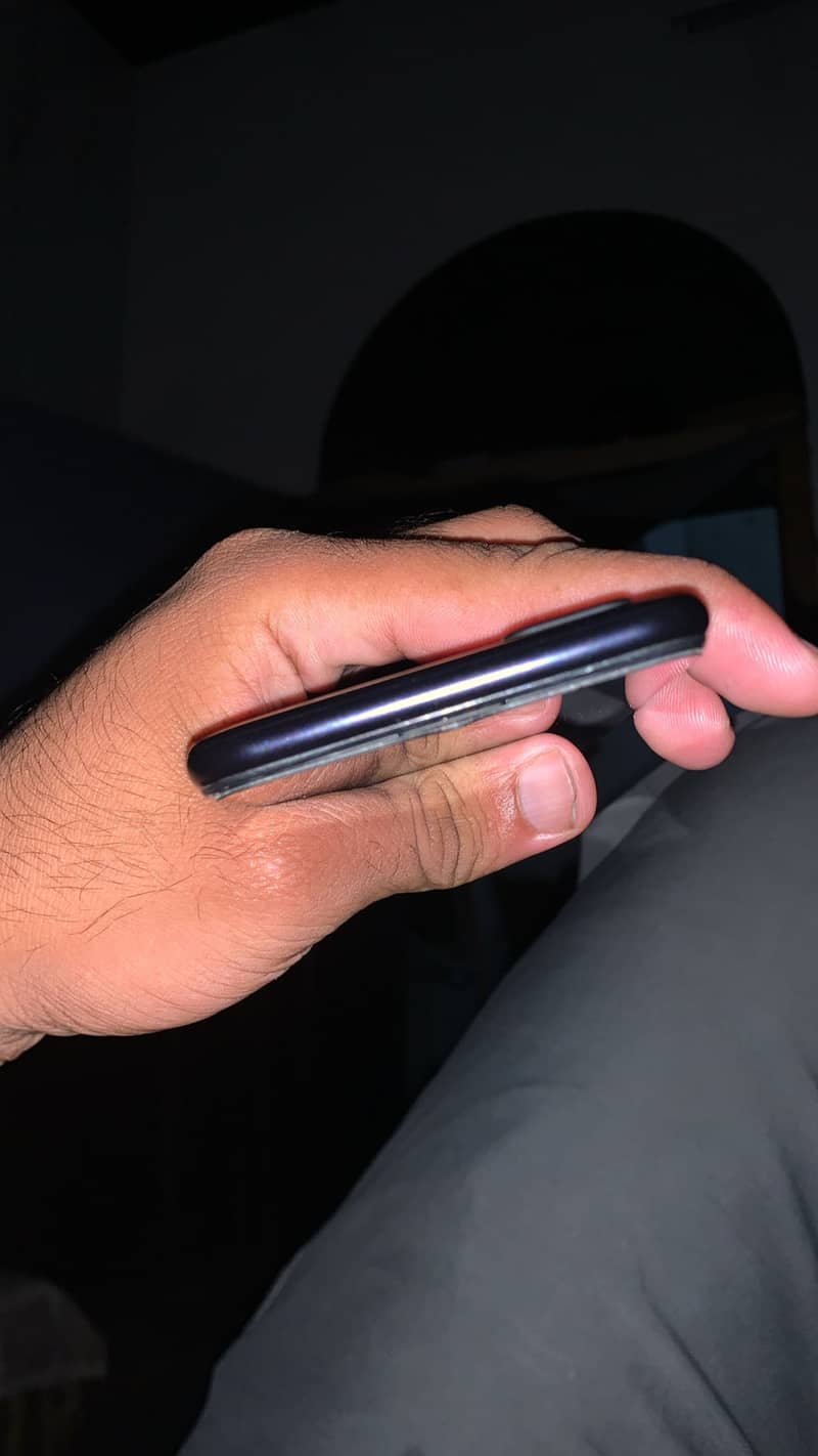 Oppo A1k (2/32) 3