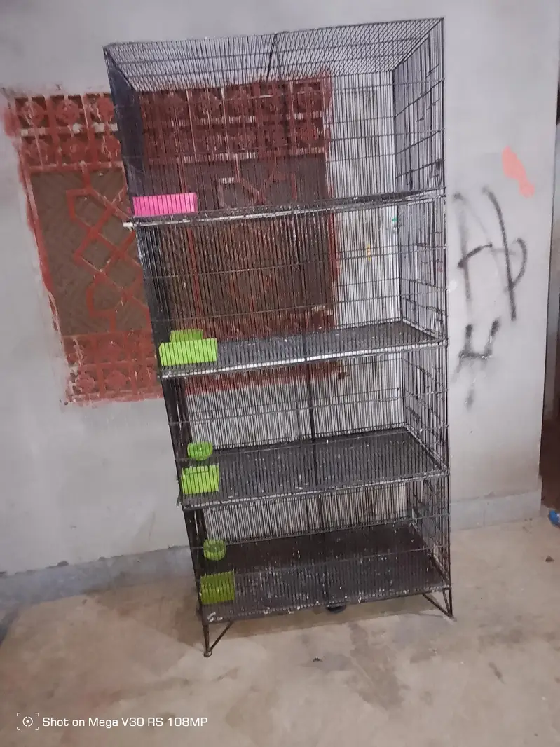Birds cage 4 Boxes 10/10 condition All Ok Black colour Heavy iron made — photo 6