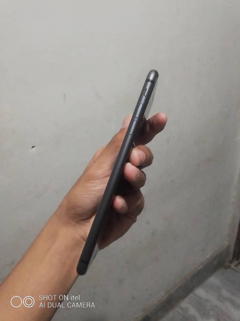 iPhone 8 Plus 10/10 condition 8