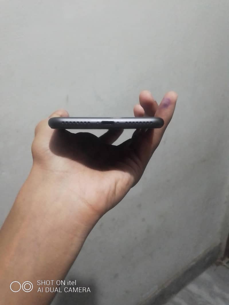 iPhone 8 Plus 10/10 condition 10